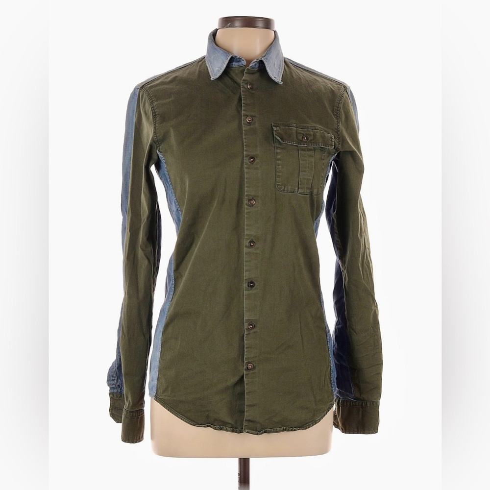Dsquared
Size EU (IT) 46 / US 10 Long sleeve button-down shirt